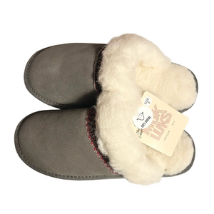 Muk Luks Woman’s Wool Blend Slippers Grey Size 7 or 8 NWT